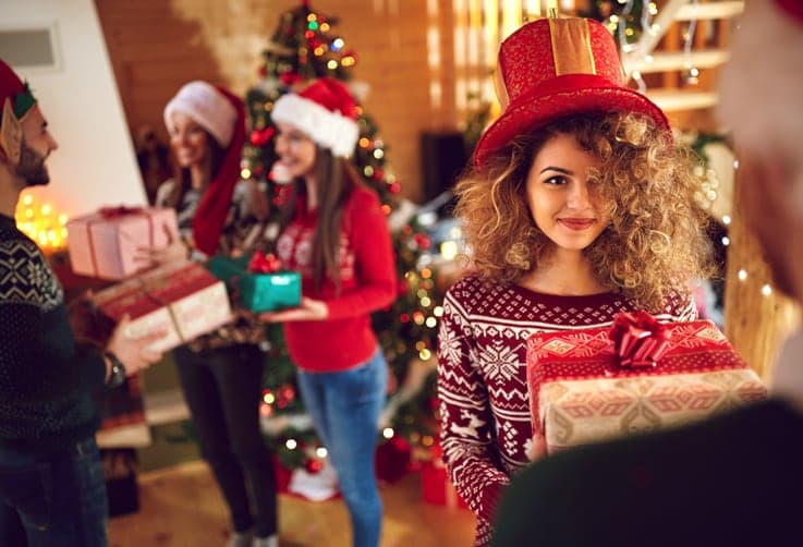 Holiday Cheer: Hosting a White Elephant Gift Exchange