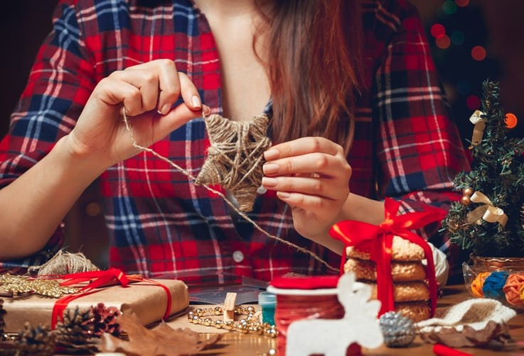 Affordable Homemade Gift Ideas for Holiday DIYers