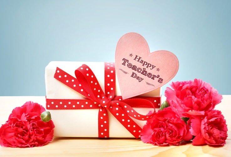 5 Teacher Gifts (that they'll really love)