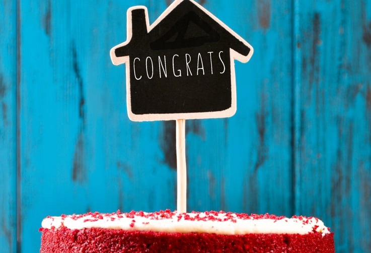 How to Plan and Host a Housewarming Party on a Budget